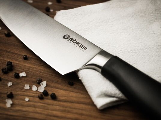 BÖKER CORE PROFESSIONAL šéfkuchársky nôž 20.7 cm 130840 čierna - KNIFESTOCK