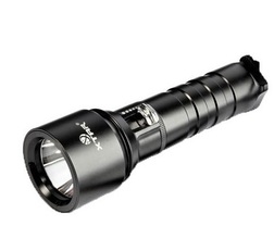 XTAR D06-1600 Duikzaklamp 1600lm - KNIFESTOCK