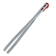 VICTORINOX Pinzeta 45 mm, červená A.6142.1.10 - KNIFESTOCK