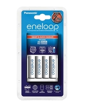 Panasonic Eneloop Oplader BQ-CC55 + 4 x R6/AA Eneloop 2000mAh BK-3MCCE K-KJ55MCC40E - KNIFESTOCK