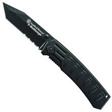 Smith en Wesson Bullseye Linerlock Zwart Gecoat met 40% Gekartelde Roestvrijstalen Tanto Lemmet met - KNIFESTOCK