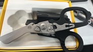 LEATHERMAN RAPTOR RESCUE  - KNIFESTOCK