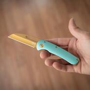 SOG ESCAPE FL? / 3" BLADE / BLISTER PACK / BLUE + GOLD SOG-14-52-02-57 - KNIFESTOCK