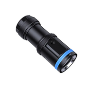 Xtar D30 4000 SET-flashlight, MC4S charger - KNIFESTOCK