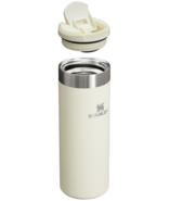 Stanley Termohrnček The AeroLight™ Transit Mug 470 ml Cream Gloss  - KNIFESTOCK