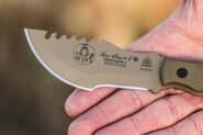 TOPS KNIVES TOM BROWN TRACKER #4 MINI COYOTE TAN TBT04-TAN - KNIFESTOCK