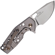 Couteaux FOX FOX/VOX SURU PLIANT. MAN. FIBRE DE CARBONE/CADRE EN TITANE SABLÉ - LAME M390 FX-526 TCB - KNIFESTOCK