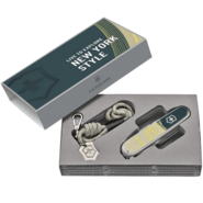 VICTORINOX Companion Stile New York 1.3909.E223 - KNIFESTOCK