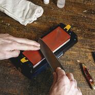 Work Sharp Benchtop Whetstone Knife Sharpener WSBCHWHT-I - KNIFESTOCK