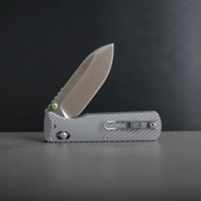 Vosteed Vombat M390 Satin Aluminum Gray A4104 - KNIFESTOCK