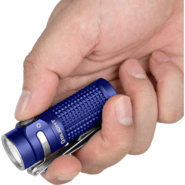 Olight Baton 4 Premium Edition Flashlight with Wireless Charging Case (Regal blue, 1300 Lumens) - KNIFESTOCK