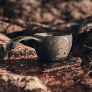 KUPILKA MOOMIN 12 Cana Junior The Groke negru (120ml) - KNIFESTOCK