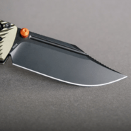 Vosteed Vombat M390 Black Stonewash Aluminum Olive Green A4102 - KNIFESTOCK