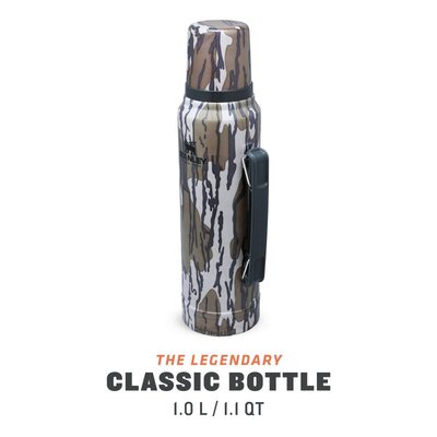 STANLEY The Legendary Classic Bottle 1.0L / 1.1QT, Bottomland Mossy Oak 10-08266-053 - KNIFESTOCK