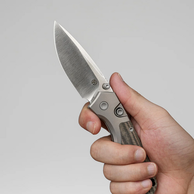 Vosteed Psyop 300 S35VN Satin, Zöld Norplex UltreX™ Micarta &amp; Titán Bolster A - KNIFESTOCK