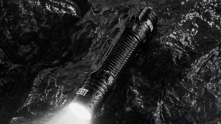 Nitecore LED Flashlight EDC31  - KNIFESTOCK