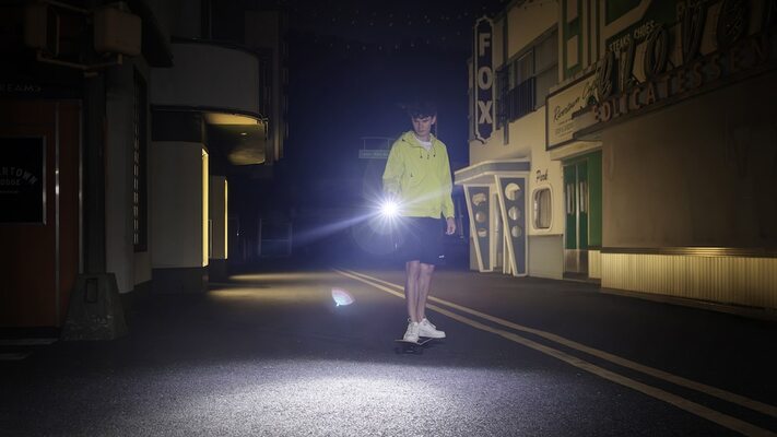 Olight ArkPro Lite --YD 1200lm, 1350 mAh - KNIFESTOCK