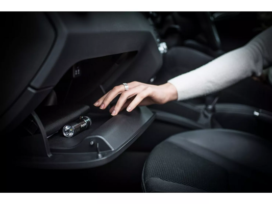 Energizer ručné kovové svietidlo Metal 3 x AAA - KNIFESTOCK