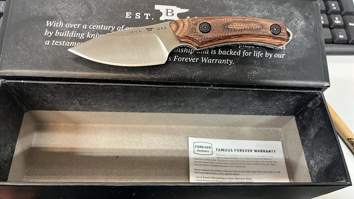 BUCK Alpha™ Scout, Walnut BU-0662WAS - KNIFESTOCK