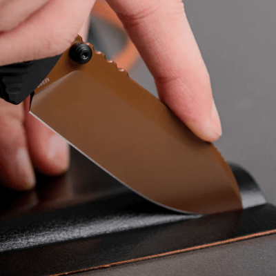 Vosteed Vombat  M390 Copper Dune Aluminum Black A4107 - KNIFESTOCK