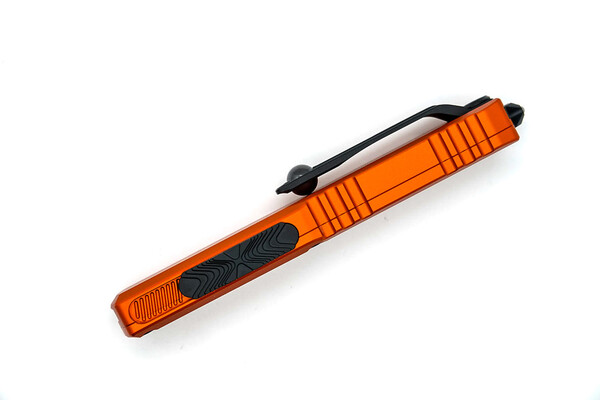 Microtech UTX-85 GEN IV D/E BLACK STANDARD ORANGE 12324-1OR - KNIFESTOCK