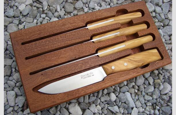 Lionsteel BOX with four steak knife, Olive wood handle 9001S UL - KNIFESTOCK