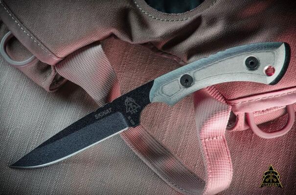TOPS KNIVES Skinat Black Micarta SK521 - KNIFESTOCK