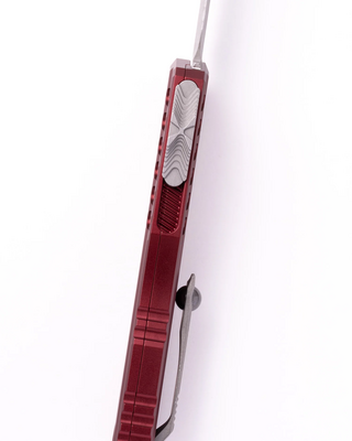 Microtech CYPHER II D/E APOCALYPTIC PART SERRATE MERLOT 1242-11APMR - KNIFESTOCK