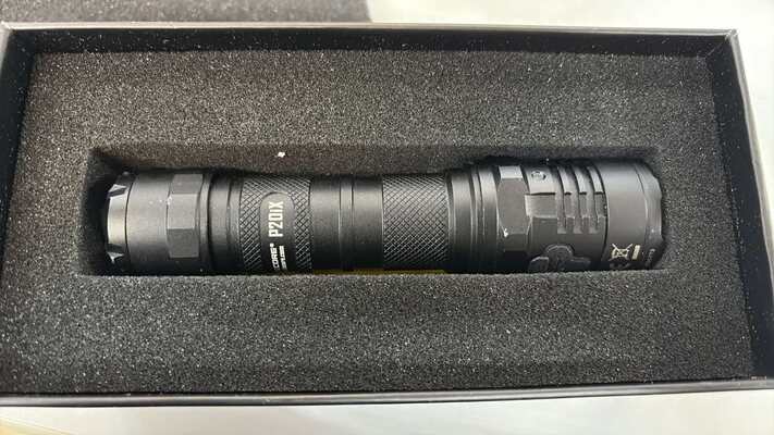 Nitecore zseblámpa P20iX 4000 lm - KNIFESTOCK