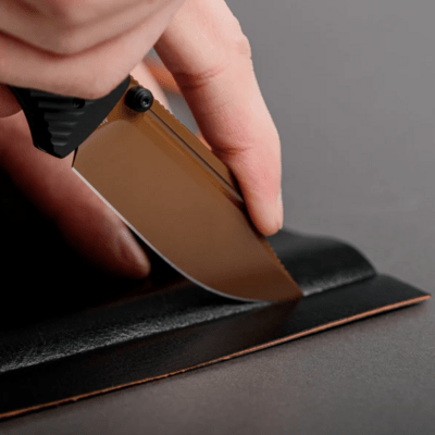 Vosteed Vombat M390 Copper Dune Aluminum Black A4106 - KNIFESTOCK