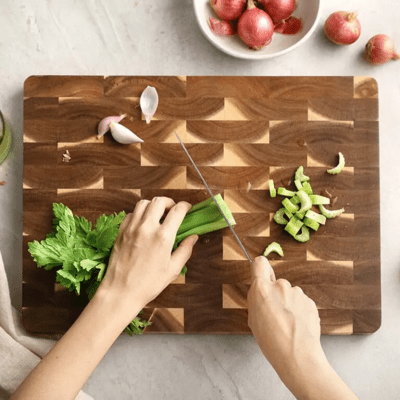 XINZUO acacia wood cutting board (40*28.5*25) XHCB-XSM-01 - KNIFESTOCK