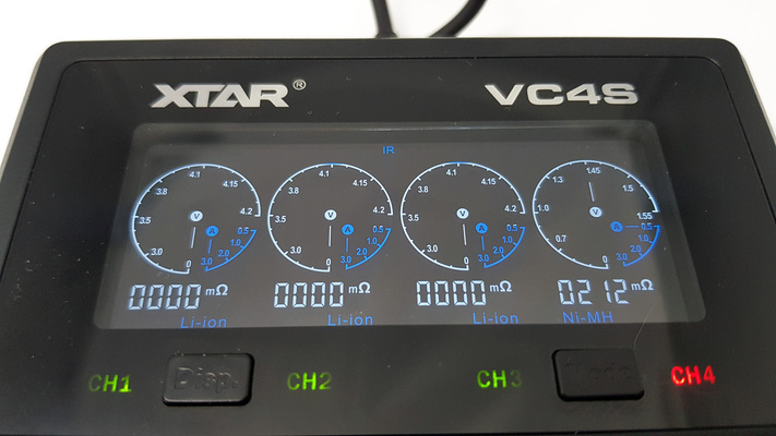 VC4S XTAR VC4S chargeur rapide intelligent avec fonction de décharge - KNIFESTOCK
