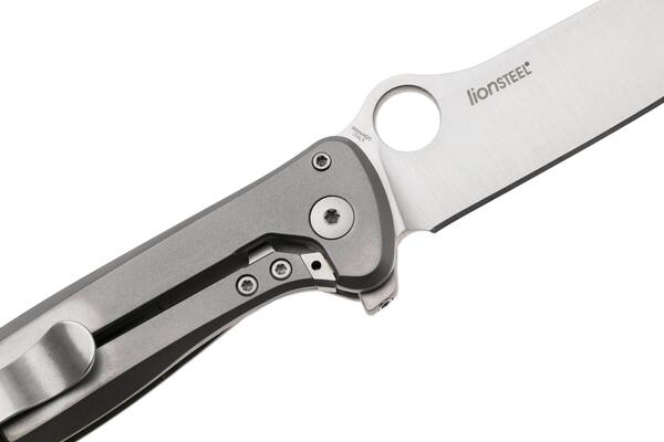 Spyderco Slym, Böhler M390, Titanium, Carbon Fiber Inlay C271TIP - KNIFESTOCK