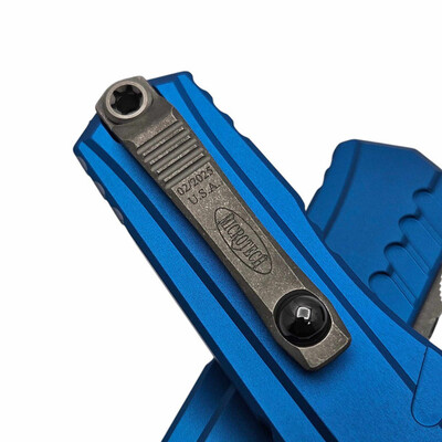 Microtech CYPHER II S/E APOCALYPTIC PART SERRATE AZUL 1241-11APBL - KNIFESTOCK