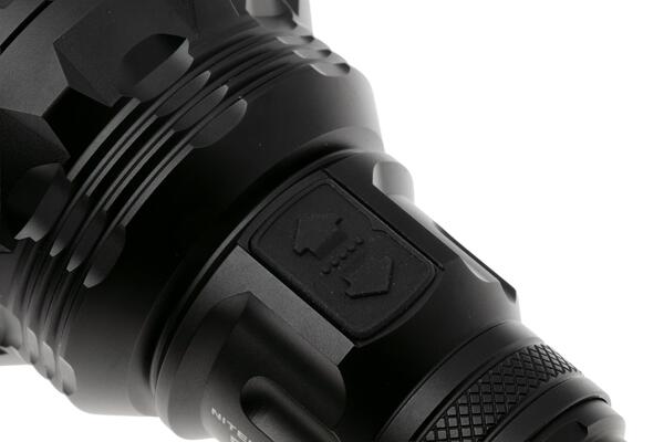 Nitecore P40 2000 Lumens - KNIFESTOCK