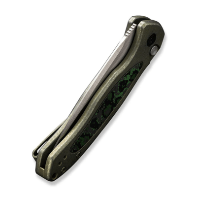 We Knife Button Lock Kitefin Green Titanium Handle With Jungle Wear Fat Carbon Fiber Inlay WE19002N- - KNIFESTOCK