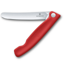 Victorinox Nôž na ovocie/zeleninu, 11cm, skladací, hladká čepeľ, červený 6.7801. - KNIFESTOCK